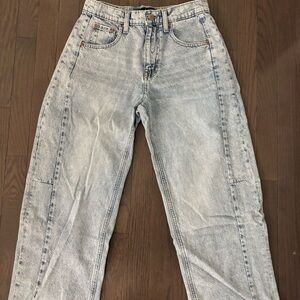 Light Wash Denim barrel Jeans